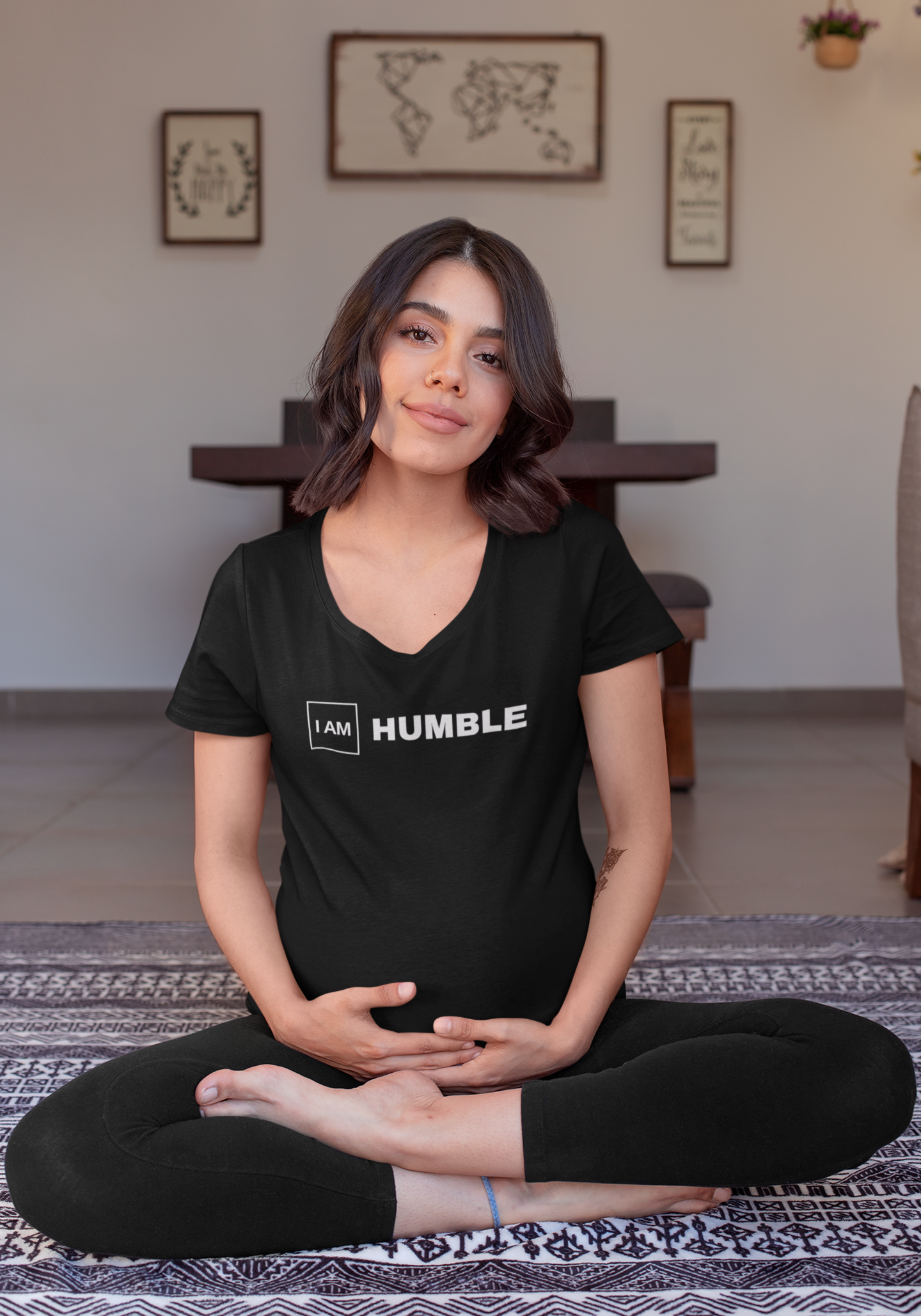 I AM HUMBLE - V-Neck Tee