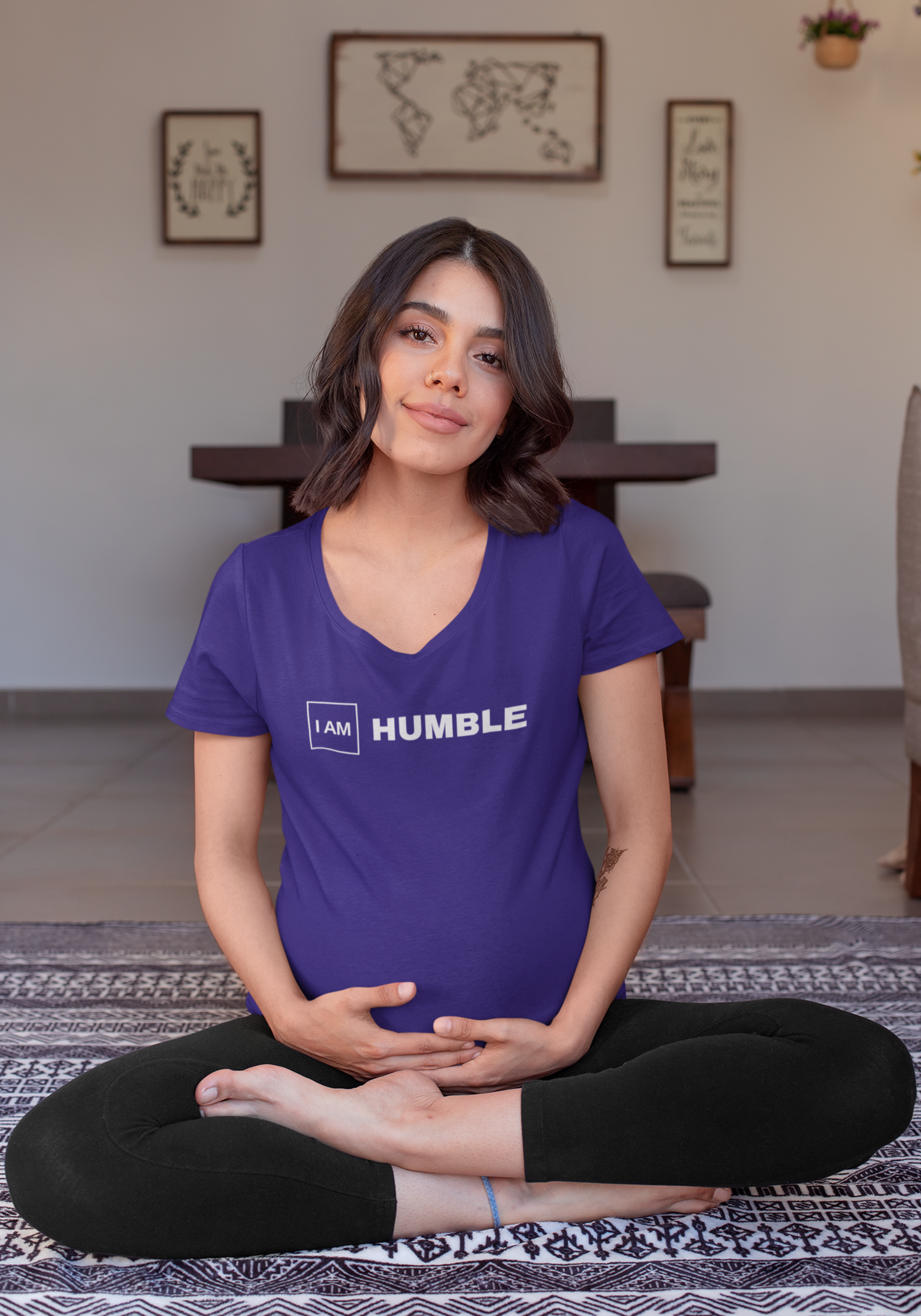 I AM HUMBLE - V-Neck Tee